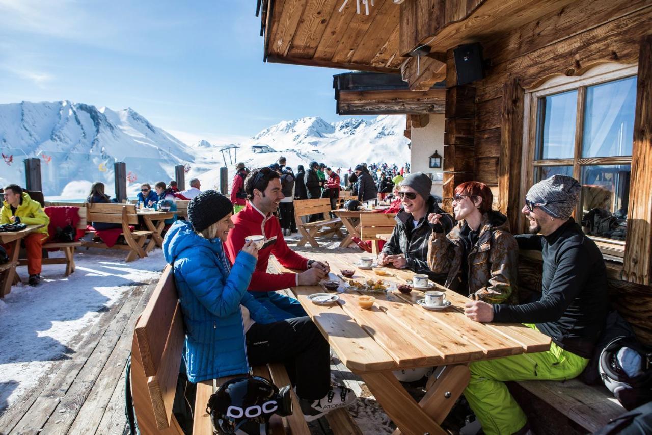 Gasthof Alpenblick Tobadill Exterior photo